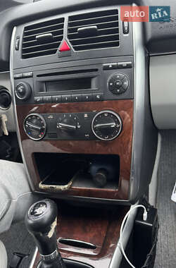 Хэтчбек Mercedes-Benz B-Class 2007 в 