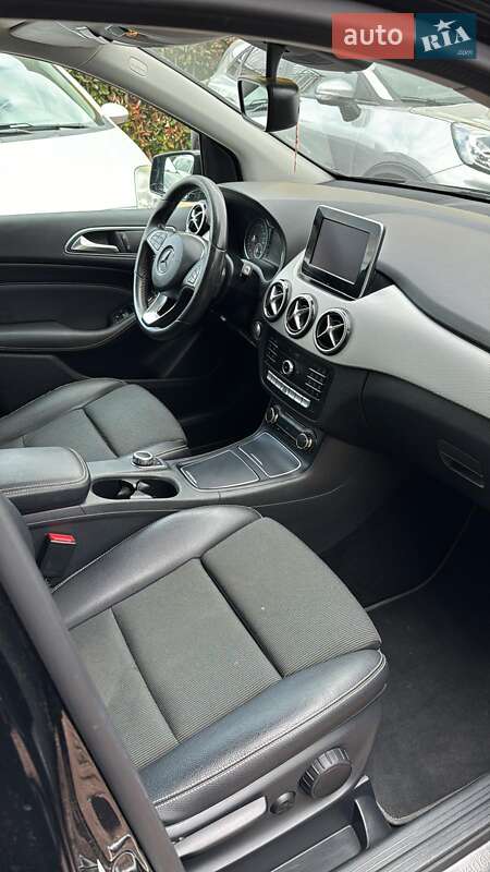 Хэтчбек Mercedes-Benz B-Class 2017 в Кропивницком