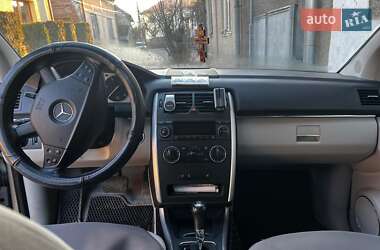 Хэтчбек Mercedes-Benz B-Class 2005 в 