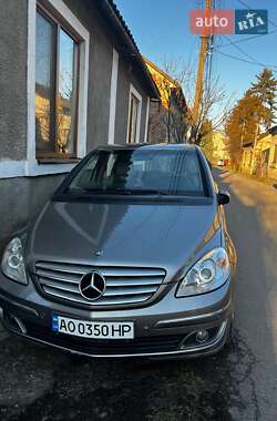 Хэтчбек Mercedes-Benz B-Class 2005 в 