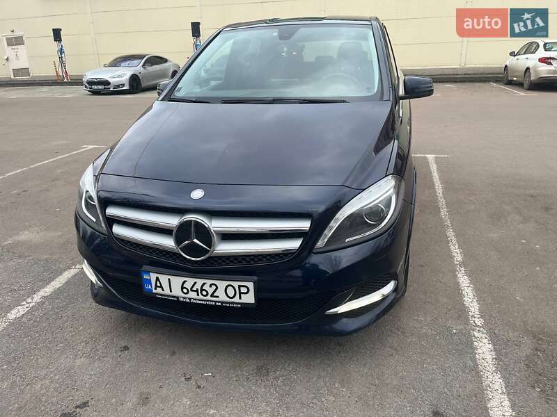 Хетчбек Mercedes-Benz B-Class 2016 в Житомирі