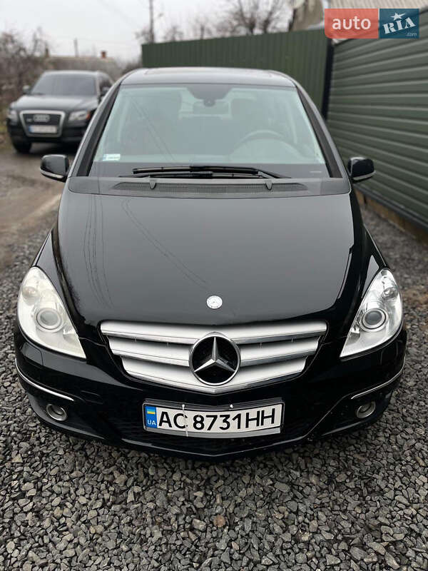 Хэтчбек Mercedes-Benz B-Class 2008 в 