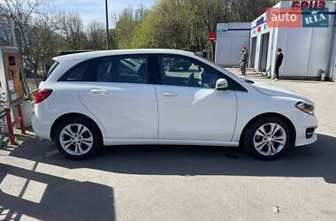 Хэтчбек Mercedes-Benz B-Class 2016 в 