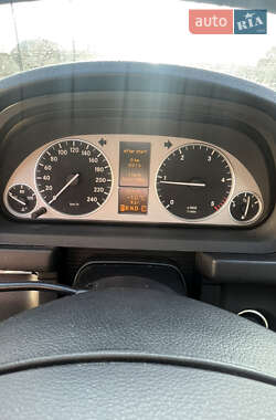 Хэтчбек Mercedes-Benz B-Class 2006 в 