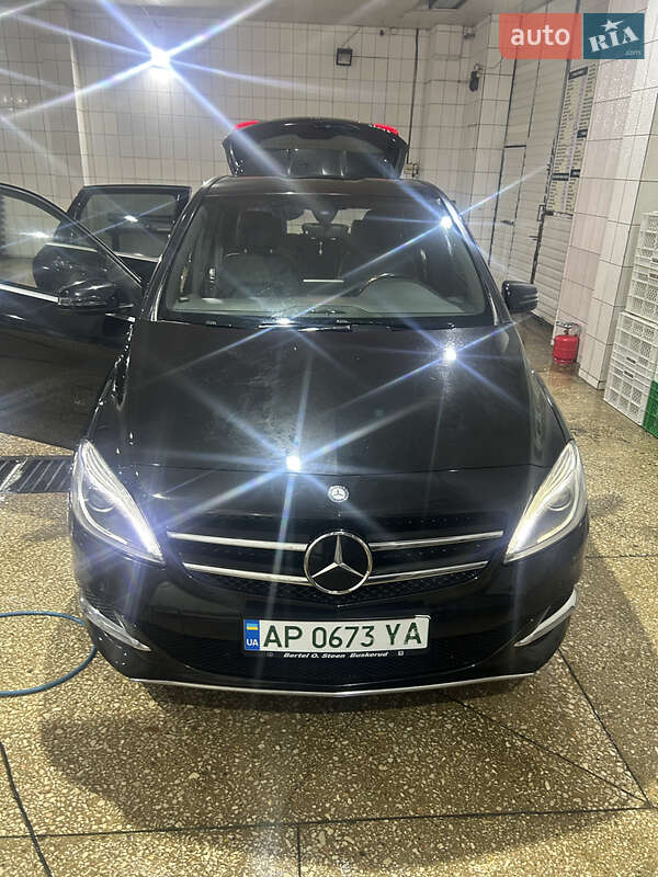 Mercedes-Benz B-Class 2016
