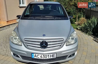 Хэтчбек Mercedes-Benz B-Class 2006 в 
