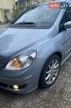 Хэтчбек Mercedes-Benz B-Class 2007 в 