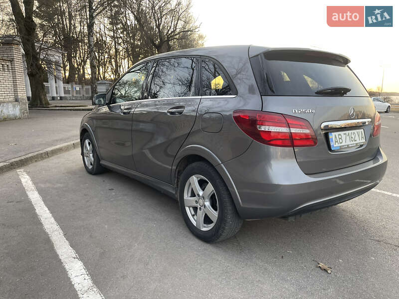Хэтчбек Mercedes-Benz B-Class 2016 в Виннице