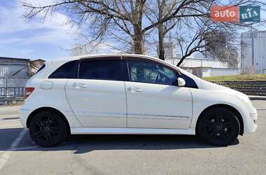 Хэтчбек Mercedes-Benz B-Class 2007 в 