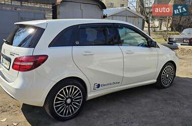 Хетчбек Mercedes-Benz B-Class 2015 в Києві