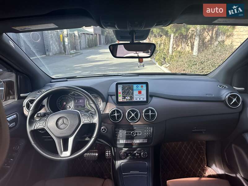 Хэтчбек Mercedes-Benz B-Class 2016 в Киеве