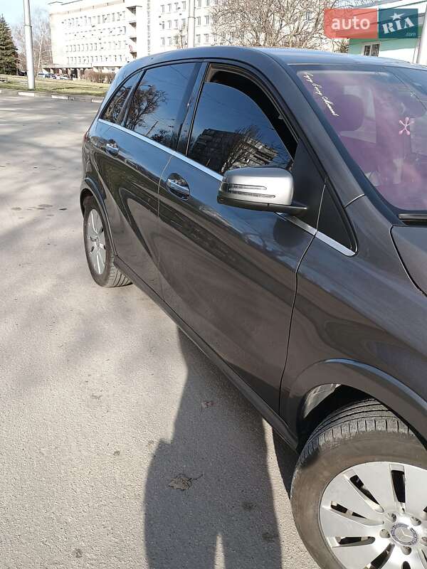 Хэтчбек Mercedes-Benz B-Class 2015 в Запорожье