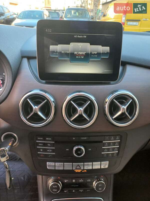 Хэтчбек Mercedes-Benz B-Class 2017 в Виннице фото 48 Хэтчбек Mercedes-Benz B-Class 2017 в Виннице