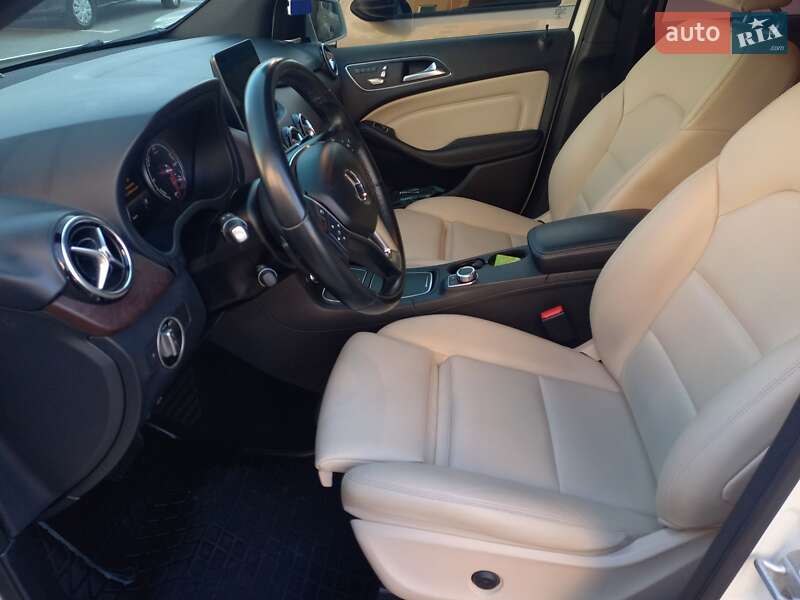 Хэтчбек Mercedes-Benz B-Class 2017 в Виннице фото 65 Хэтчбек Mercedes-Benz B-Class 2017 в Виннице