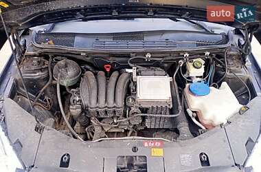 Хэтчбек Mercedes-Benz B-Class 2006 в 