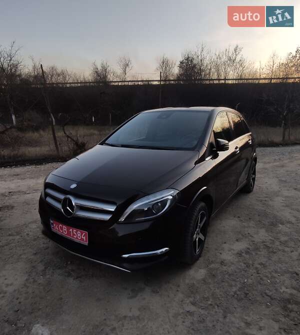 Хетчбек Mercedes-Benz B-Class 2015 в Ужгороді