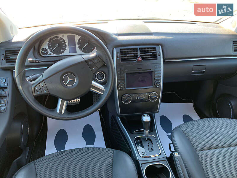 Хэтчбек Mercedes-Benz B-Class 2010 в Киеве