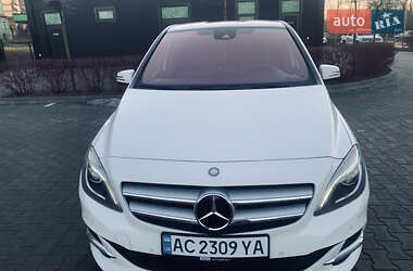 Хэтчбек Mercedes-Benz B-Class 2014 в 