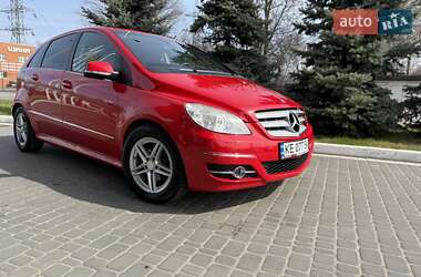 Хэтчбек Mercedes-Benz B-Class 2011 в 