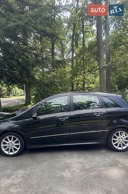 Хэтчбек Mercedes-Benz B-Class 2006 в 
