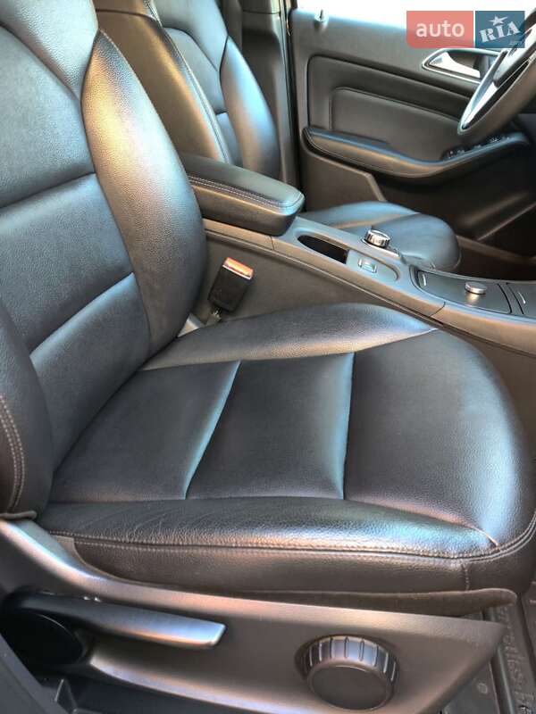 Хэтчбек Mercedes-Benz B-Class 2013 в Черновцах