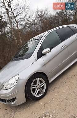 Хэтчбек Mercedes-Benz B-Class 2006 в 