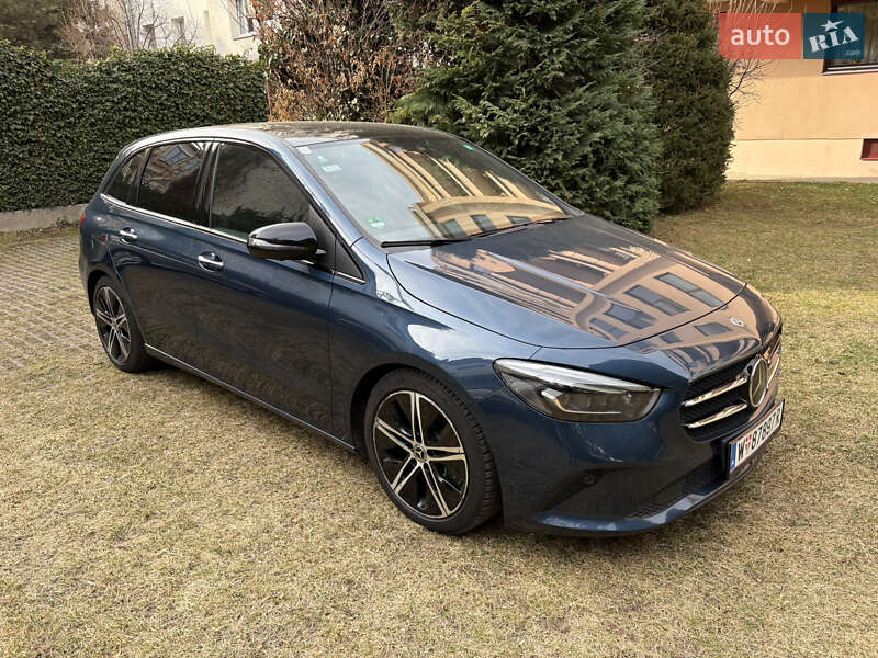 Хэтчбек Mercedes-Benz B-Class 2019 в 
