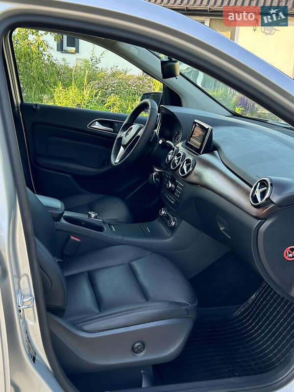 Хэтчбек Mercedes-Benz B-Class 2012 в Глухове