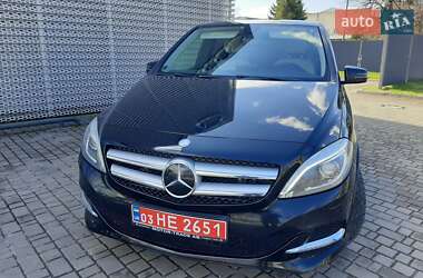 Хэтчбек Mercedes-Benz B-Class 2015 в 
