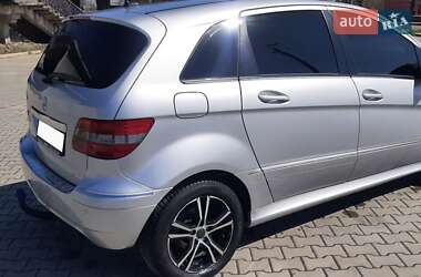 Хэтчбек Mercedes-Benz B-Class 2008 в 