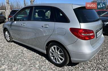 Хэтчбек Mercedes-Benz B-Class 2012 в 