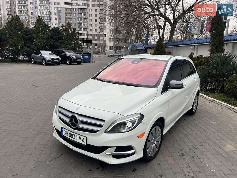 Хэтчбек Mercedes-Benz B-Class 2015 в Одессе