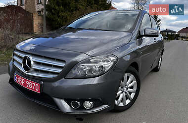 Хэтчбек Mercedes-Benz B-Class 2012 в 