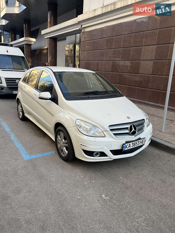Mercedes-Benz B-Class 2009