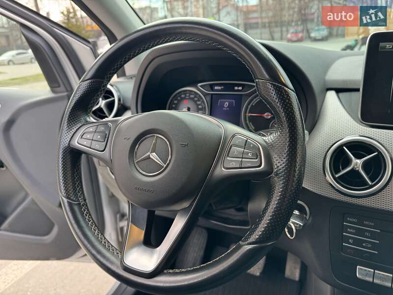 Хэтчбек Mercedes-Benz B-Class 2015 в Тернополе