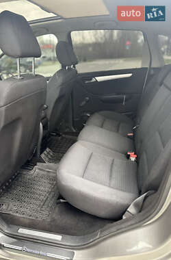 Хэтчбек Mercedes-Benz B-Class 2005 в 