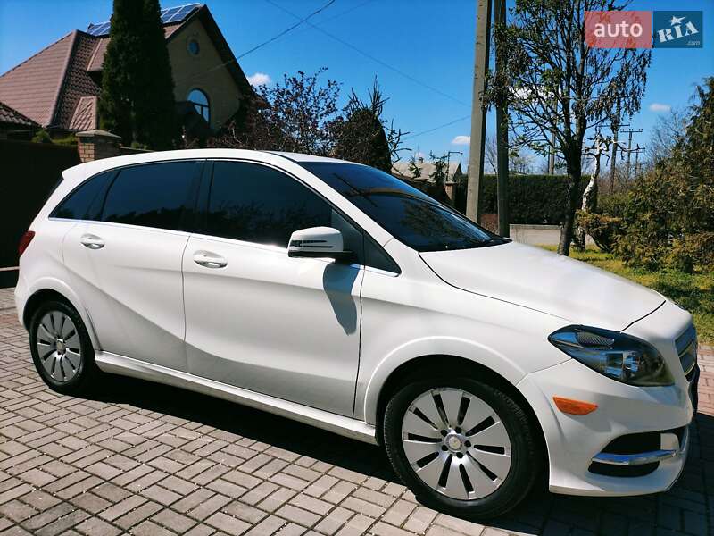 Хетчбек Mercedes-Benz B-Class 2017 в Запоріжжі