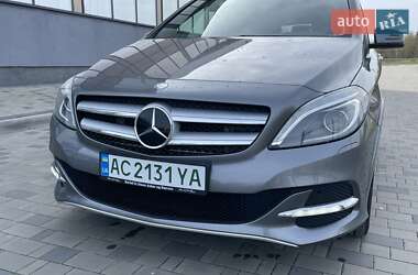 Хэтчбек Mercedes-Benz B-Class 2015 в 