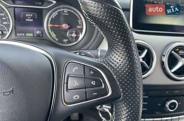 Хэтчбек Mercedes-Benz B-Class 2015 в 