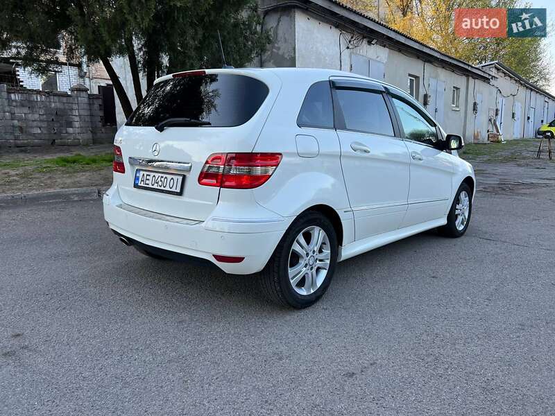 Хетчбек Mercedes-Benz B-Class 2010 в Дніпрі