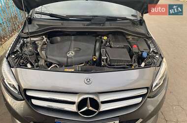 Хетчбек Mercedes-Benz B-Class 2018 в 