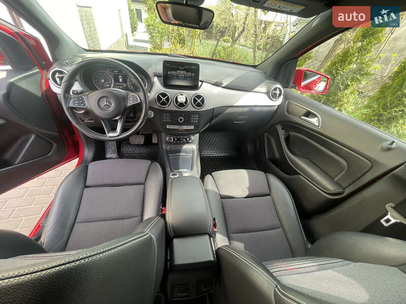 Хэтчбек Mercedes-Benz B-Class 2017 в Львове