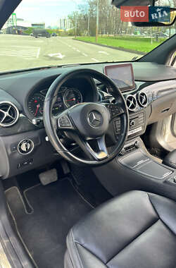 Хэтчбек Mercedes-Benz B-Class 2015 в 