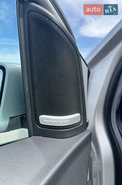 Хэтчбек Mercedes-Benz B-Class 2015 в 