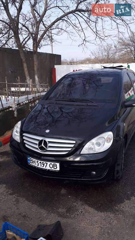 Хэтчбек Mercedes-Benz B-Class 2007 в 