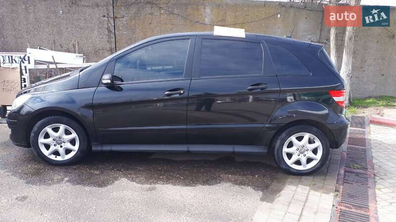 Хэтчбек Mercedes-Benz B-Class 2007 в Белгороде-Днестровском фото 3 Хэтчбек Mercedes-Benz B-Class 2007 в Белгороде-Днестровском