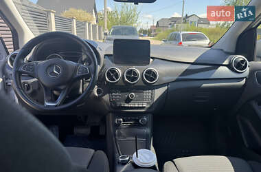 Хэтчбек Mercedes-Benz B-Class 2016 в 