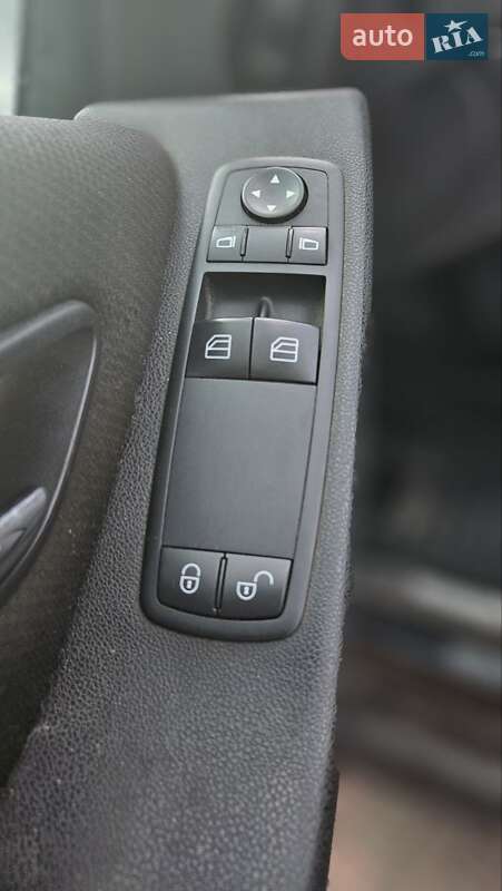 Хэтчбек Mercedes-Benz B-Class 2005 в Харькове фото 13 Хэтчбек Mercedes-Benz B-Class 2005 в Харькове