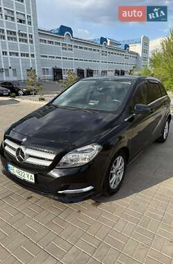 Хэтчбек Mercedes-Benz B-Class 2016 в Днепре