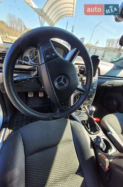 Хетчбек Mercedes-Benz B-Class 2010 в 